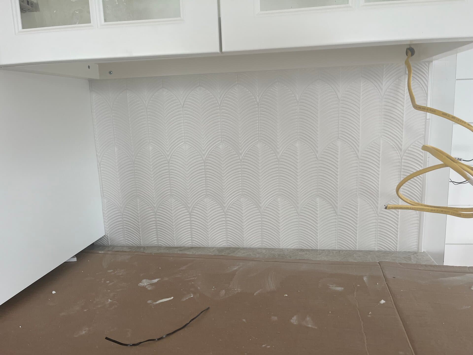 Art Deco Kitchen Backsplash — tile and stone work photo 2 by JL Tile & Stone, New Jersey